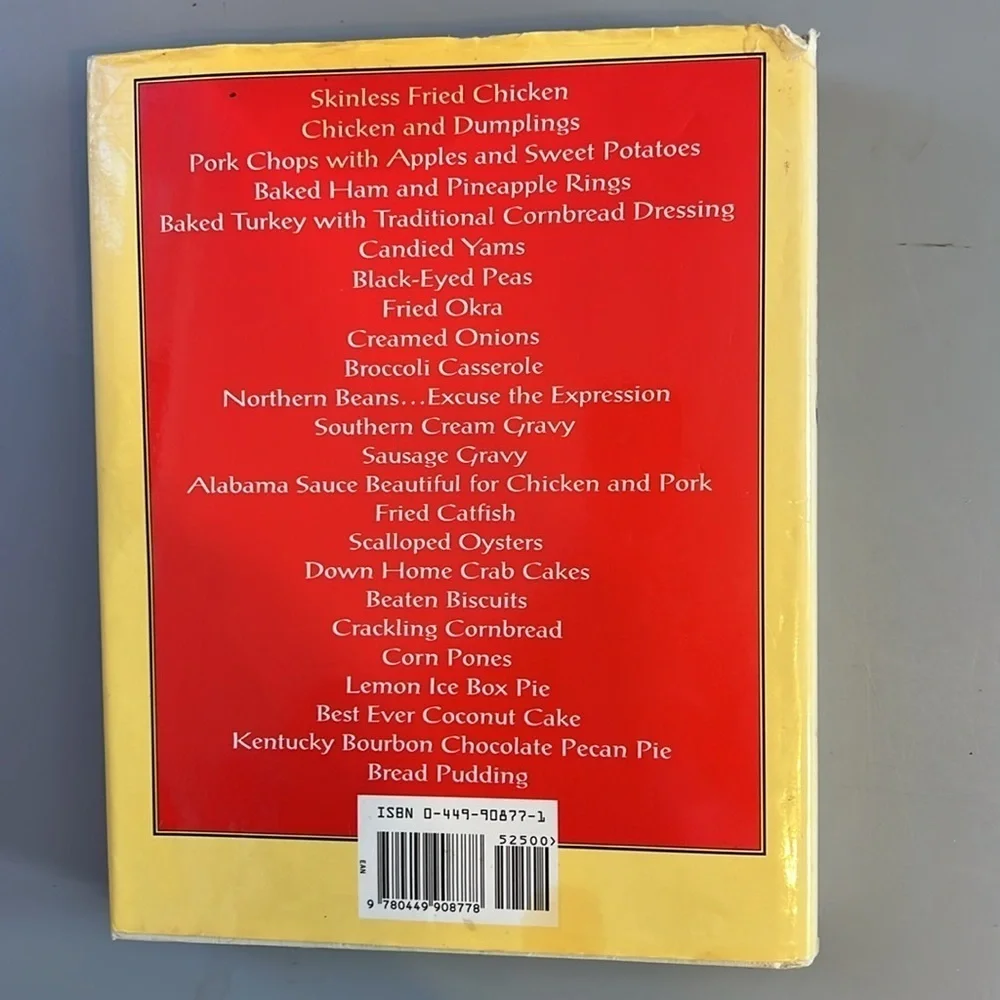 Fannie Flagg’s Original Whistle Stop Cafe Cookbook 1993 First Edition Hardback